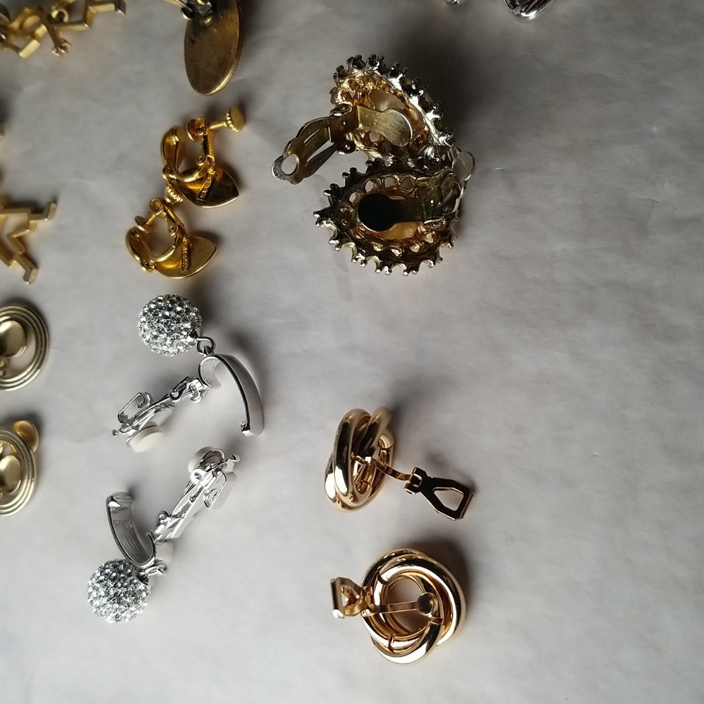 Various Clip-on Earring Collection - Picture 9 of 10